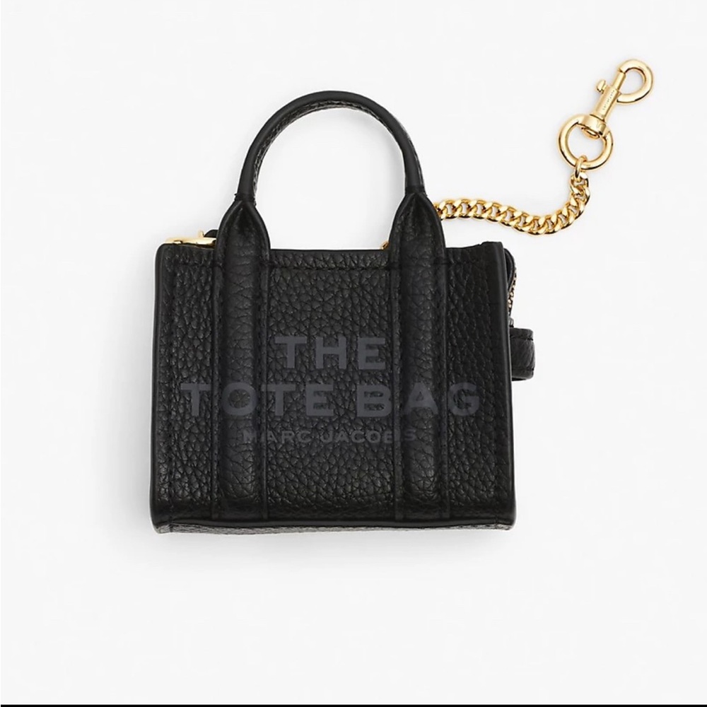 THE NANO TOTE BAG CHARM
